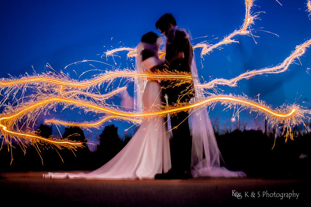 Kimball art museum wedding, Dallas Wedding Photographers, candid Dallas wedding photographer, K & S Photography, wedding at Kimball art museum, white rock lake photography